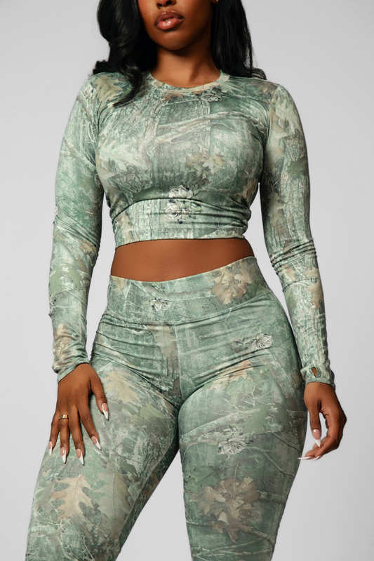 CAMO LONG SLEEVE TOP